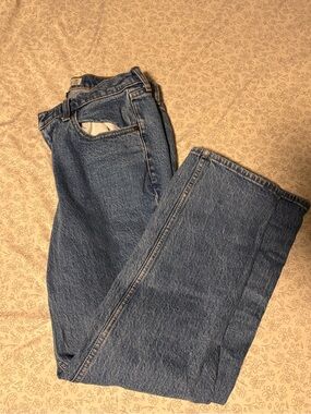 Abercrombie & Fitch Straight Leg Jeans in Medium Blue